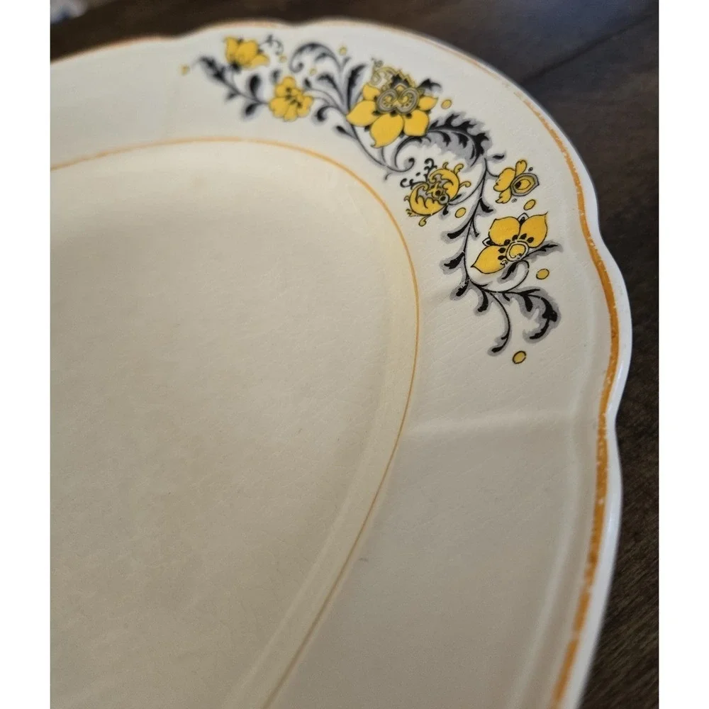 Coronsburg vintage oval